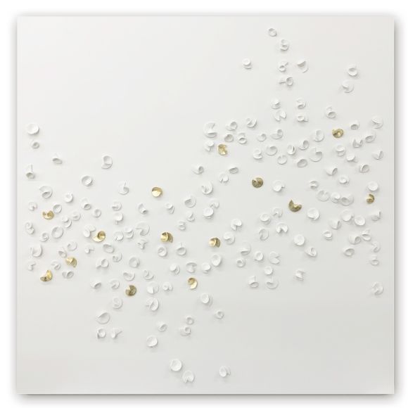Petilo 01 Handmade porcelain artwork on a panel