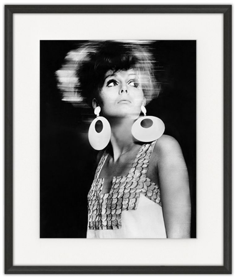 Fashion & Lifestyle III 02: Photographic print in a standard factory frame